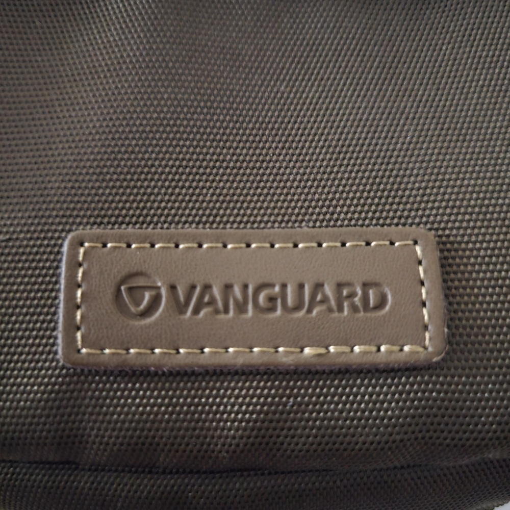 Vanguard Veo Go 15M Camera Shoulder Bag
